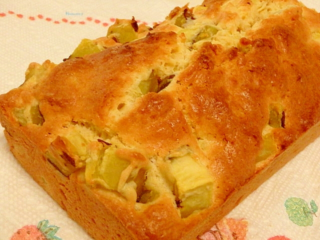 さつまいもとココナッツオイルのパウンドケーキ