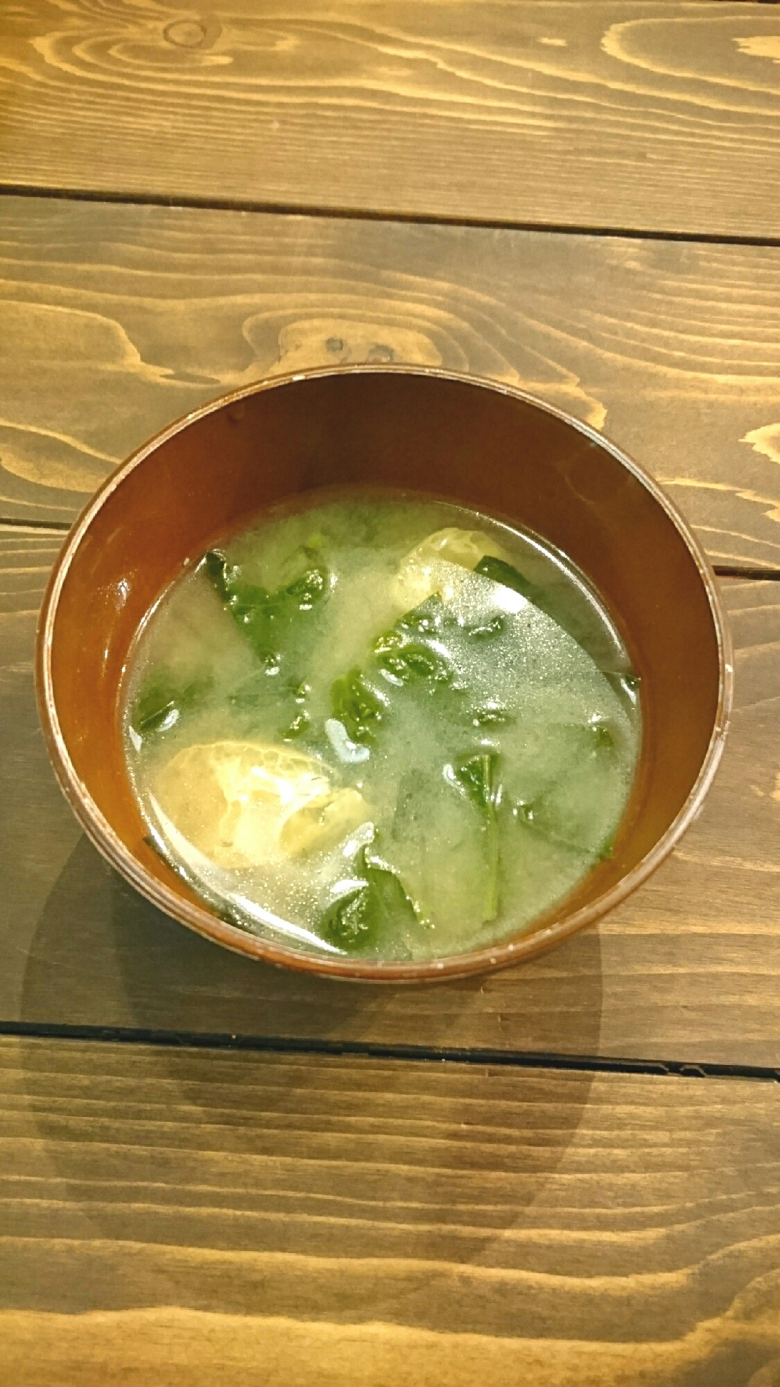 ほうれん草と油揚げの味噌汁