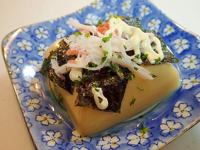 たれ/マヨ/青のりで　韓国海苔とシーサラダの卵豆腐