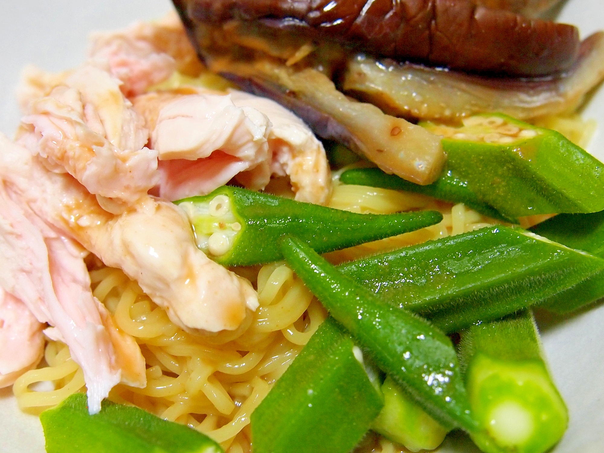 オクラとなすと鶏の冷やし中華 レシピ 作り方 By まるっとまる 楽天レシピ オクラとなすと鶏の冷やし中華 レシピ 作り方 By まるっとまる 楽天レシピ