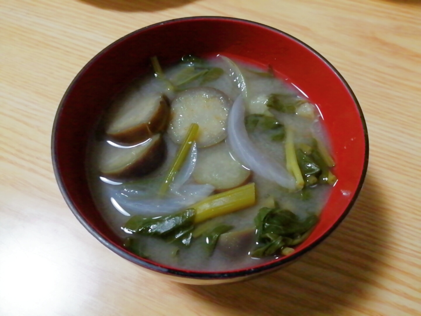 なすと玉ねぎと空芯菜の味噌汁 レシピ 作り方 By はじゃじゃ 楽天レシピ