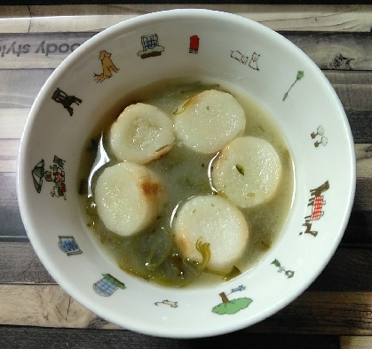 まな板なし！ダシ不要！味付めかぶ＆手毬麩で味噌汁♪