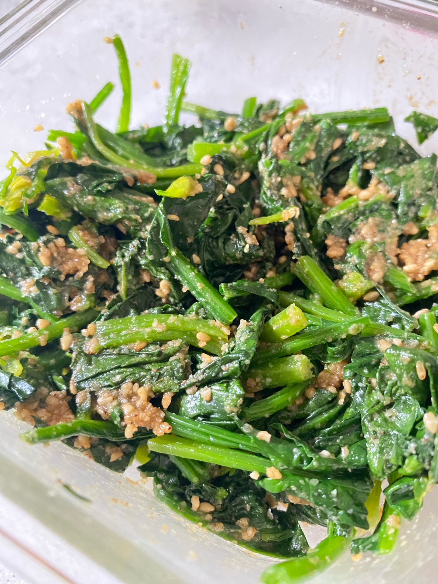 ほうれん草の胡麻たっぷり和え
