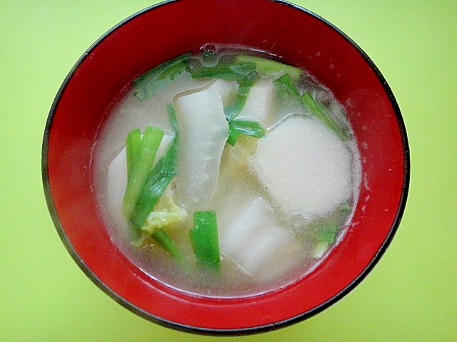 里芋と白菜ニラの味噌汁