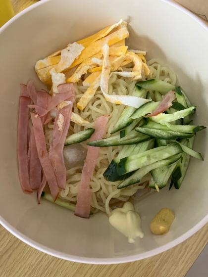 サラダ風の冷やし中華