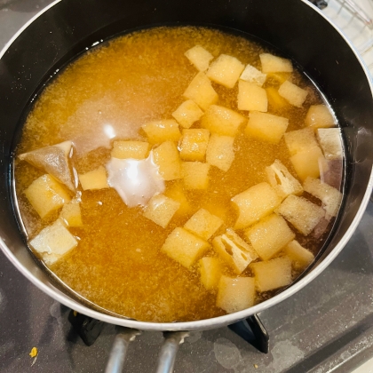 水菜・木綿豆腐・油揚げの味噌汁