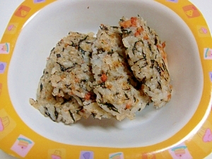 離乳食♪　ひじきと鮭のおやき