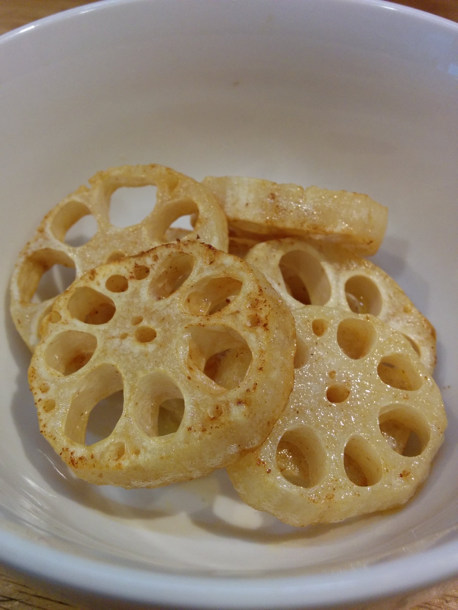 冷凍レンコンスライスのバター焼き