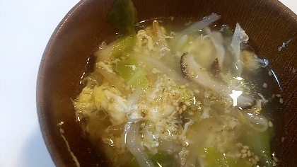キャベツもやしの中華スープ