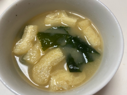 豆腐は沈んでしまいました、、、。朝ご飯の定番です♪