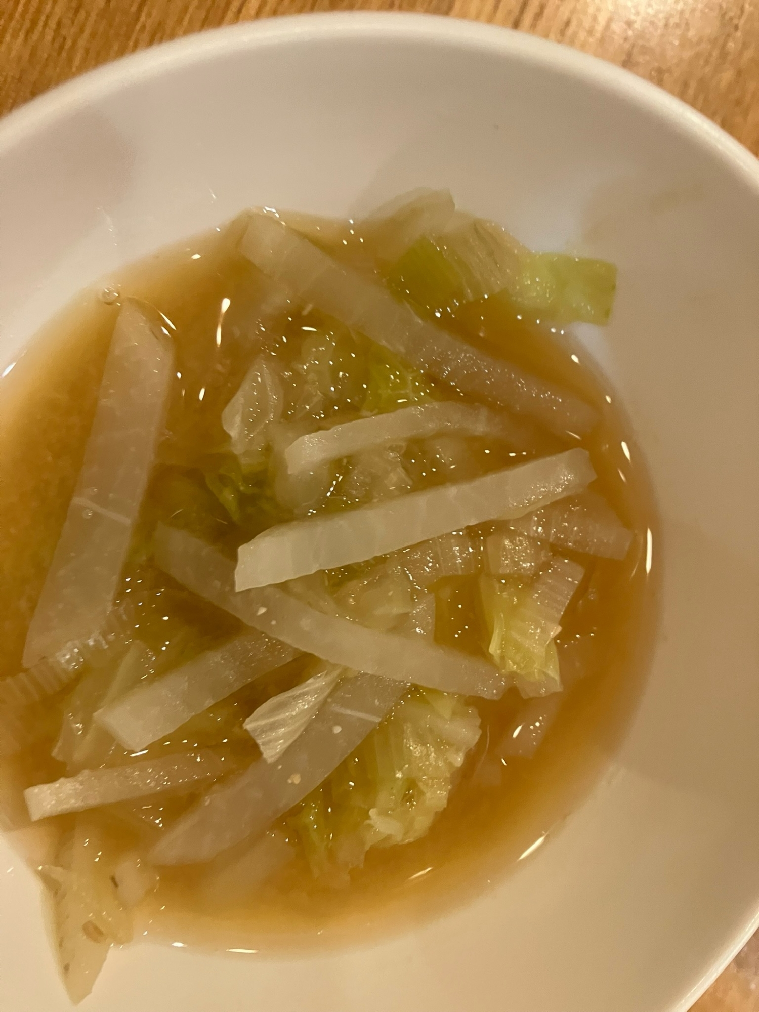 大根と白菜と玉ねぎの味噌汁
