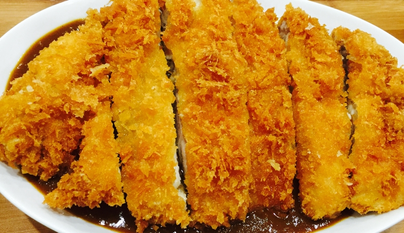 レトルトアレンジ！サクサクあとのせチキンカツカレー