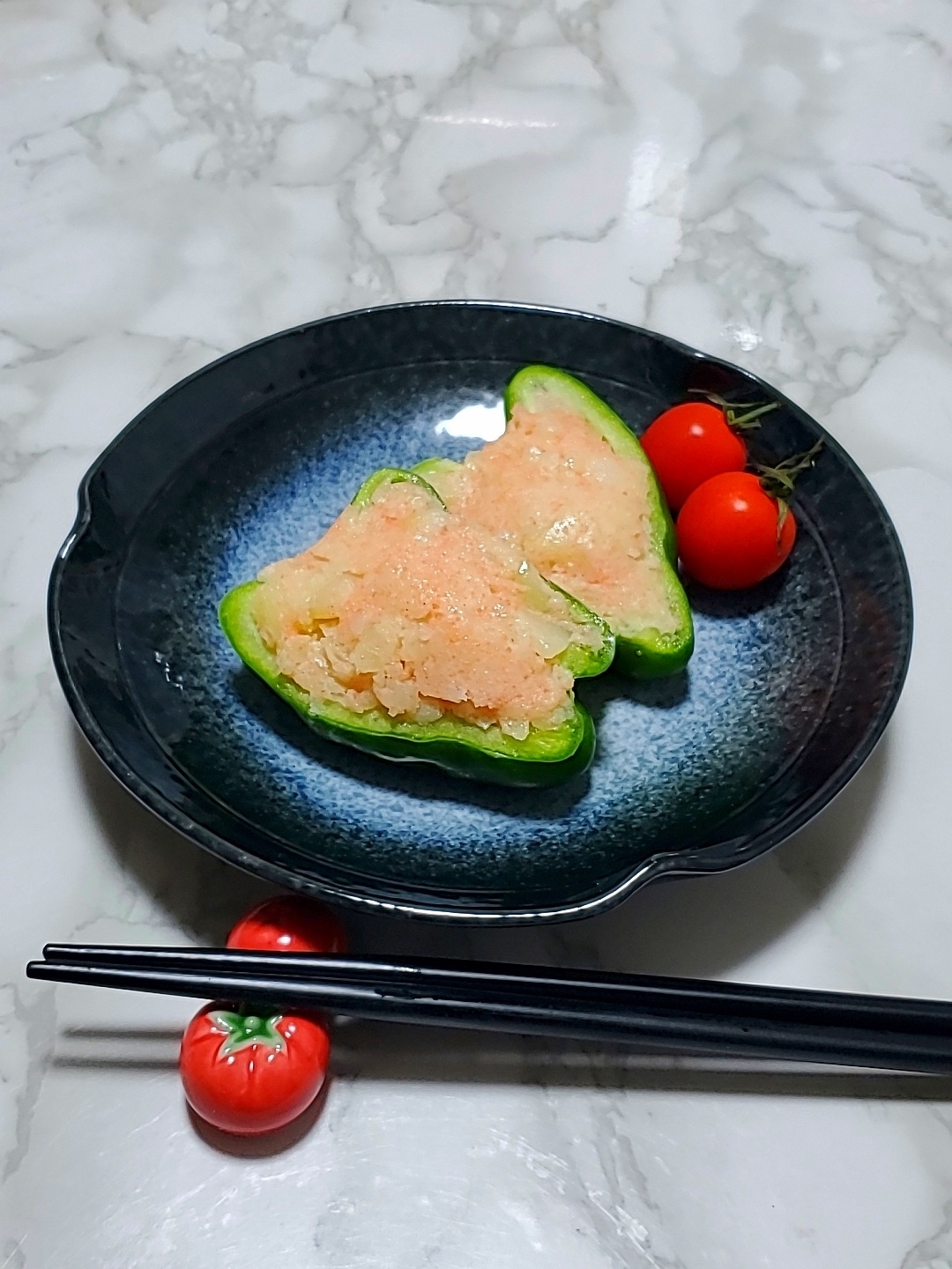 パリパリピーマンの明太子ポテトサラダ詰め