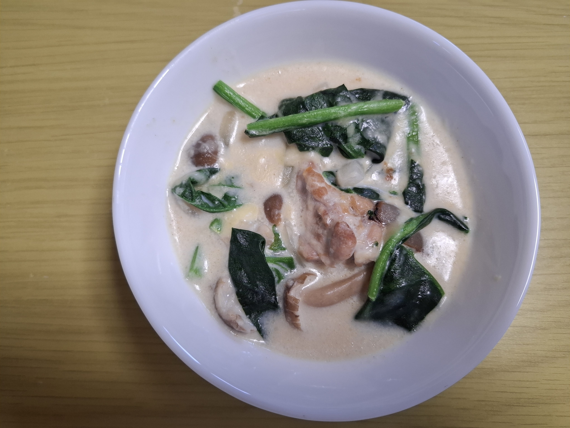 ほうれん草ととり肉のグラタン風