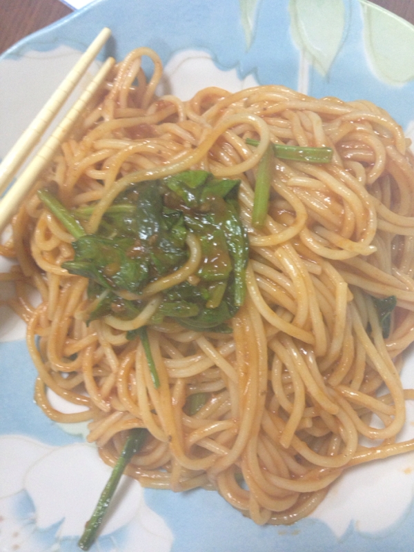 お夜食に☆ほうれん草のミートソースパスタ