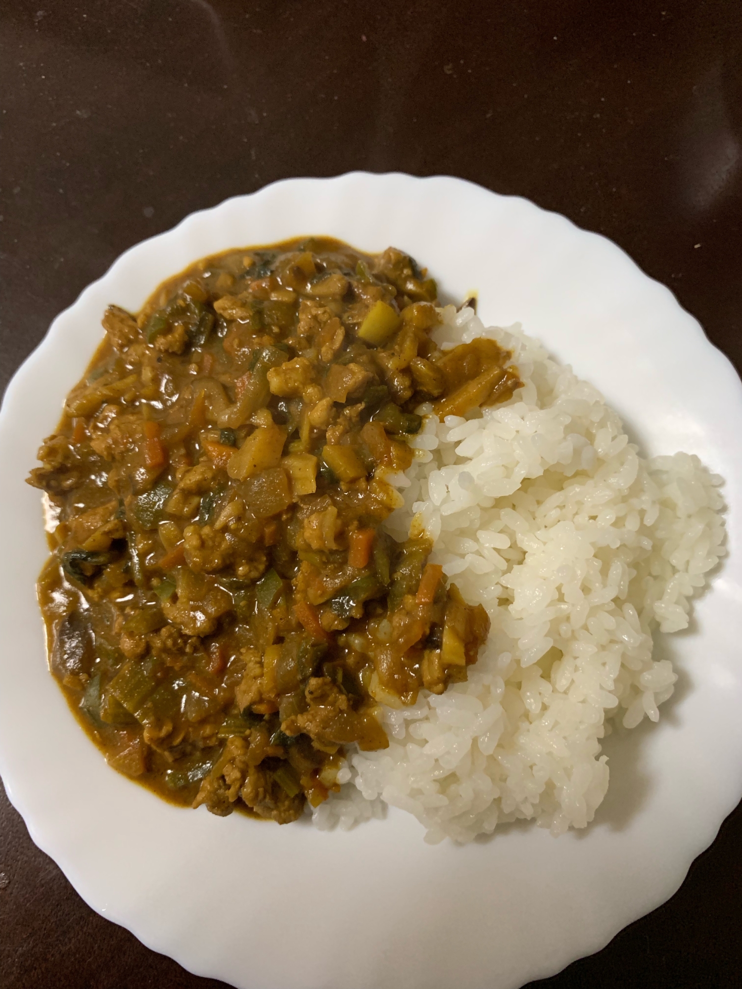 野菜たっぷり歯ごたえが良いキーマカレー！