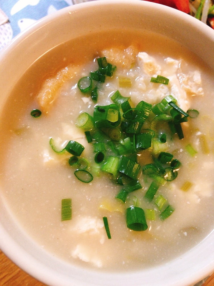 残った味噌汁とご飯で簡単おじや