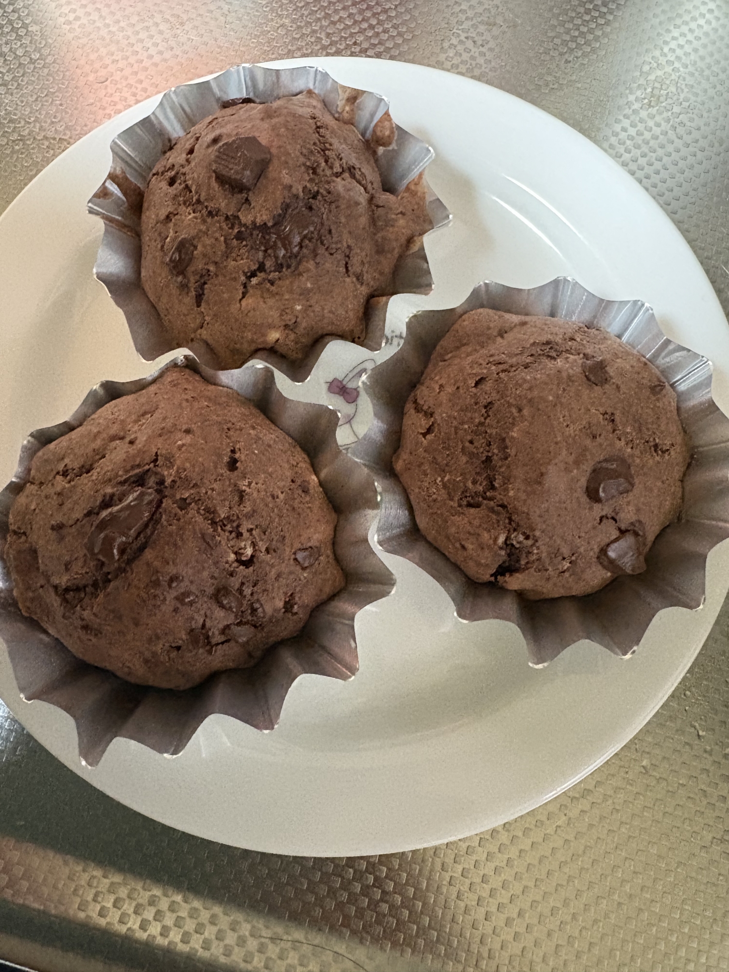 クーリッシュで簡単！チョコいりココアカップケーキ