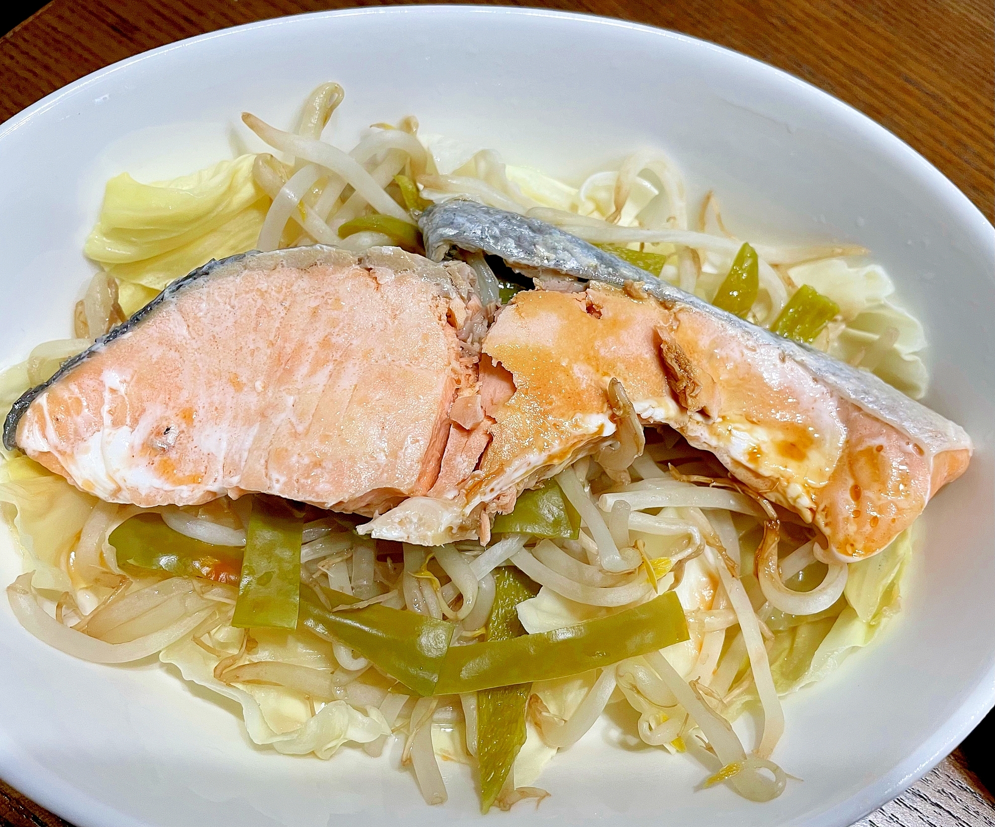 電子レンジでサーモンの温野菜