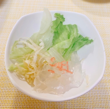 桜エビと海藻麺のヘルシーサラダ