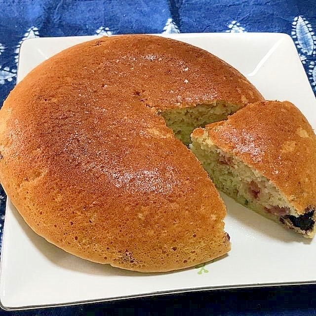 バナナといちごとブルーベリーの炊飯器ケーキ レシピ 作り方 By けいちゃん088 楽天レシピ バナナといちごとブルーベリーの炊飯器ケーキ レシピ 作り方 By けいちゃん088 楽天レシピ