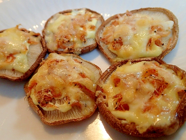 生椎茸のマヨ 花えび チーズ焼き レシピ 作り方 By ぷ みぃまま 楽天レシピ