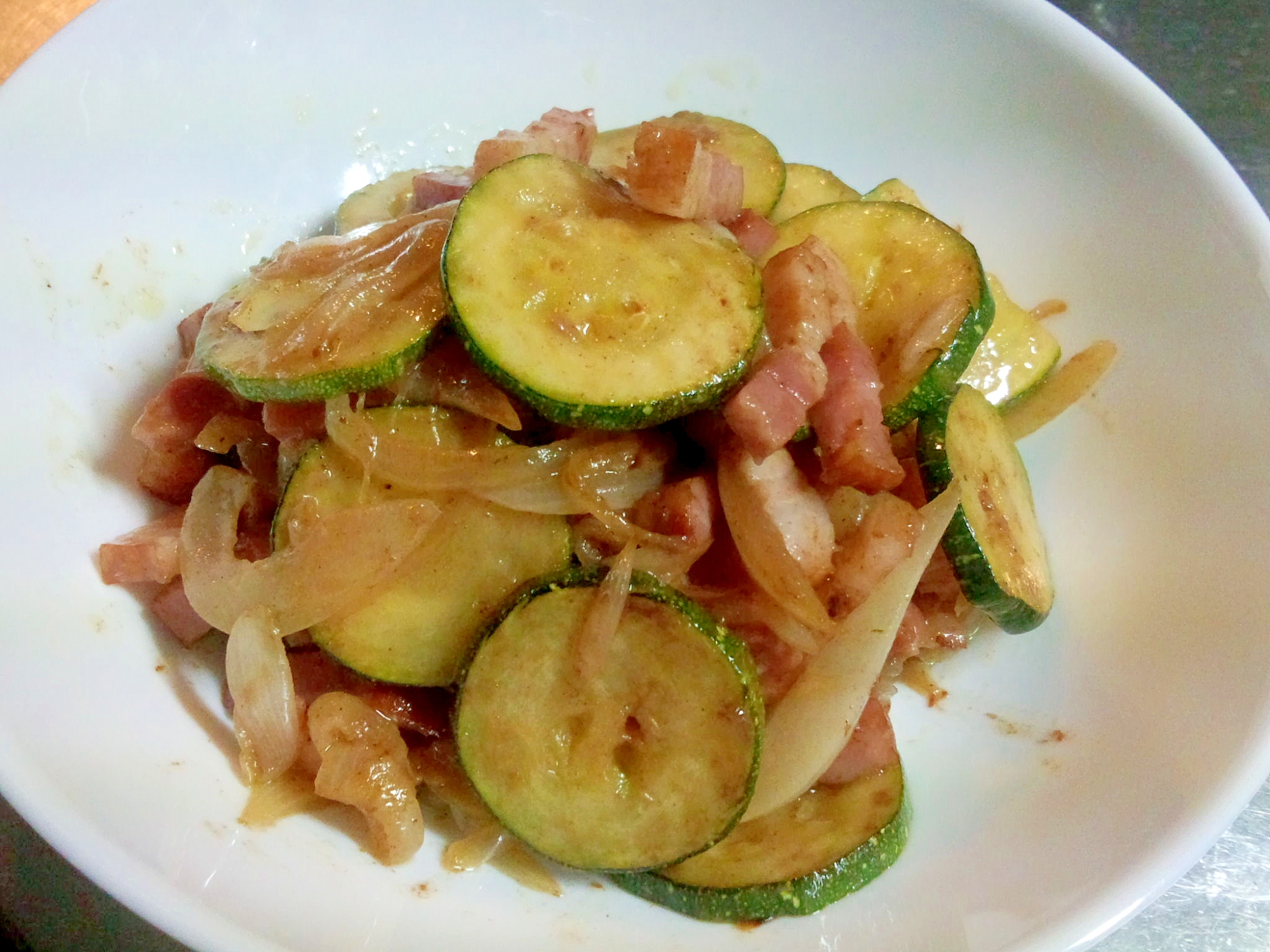 ズッキーニのマヨネーズ炒め レシピ 作り方 By Jrとmc 楽天レシピ