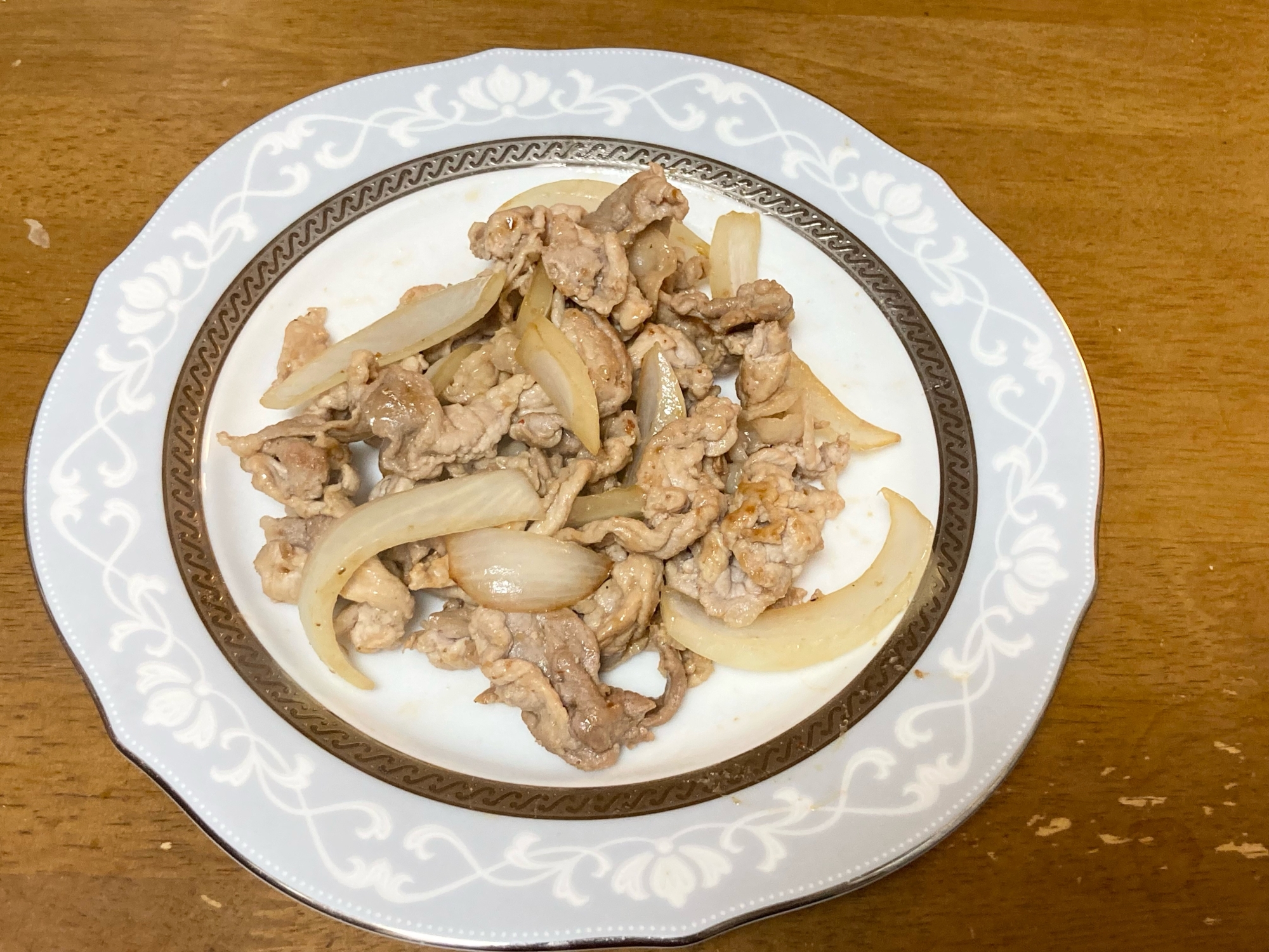 焼肉のタレで簡単！豚肉と玉ねぎ炒め