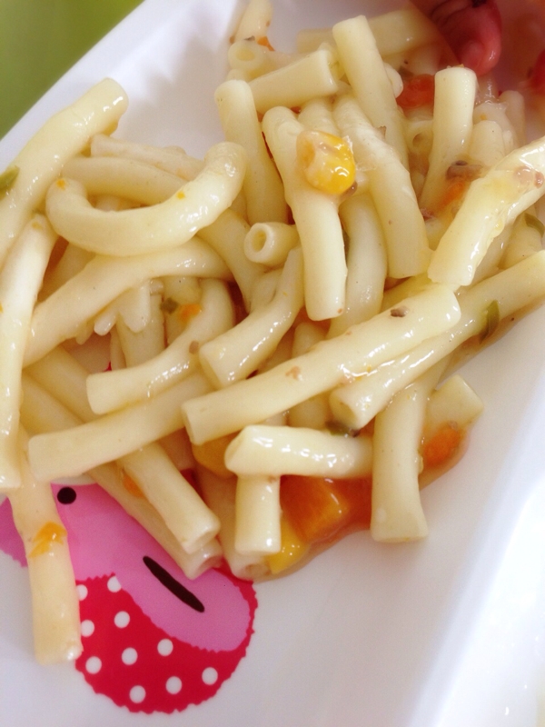 市販のあんかけをかけるだけ！手掴み用パスタ♬