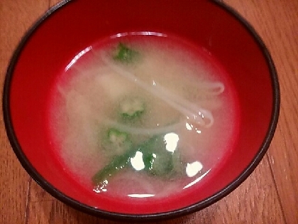 お魚食べてネ❤はんぺん＆オクラの味噌スープ♪