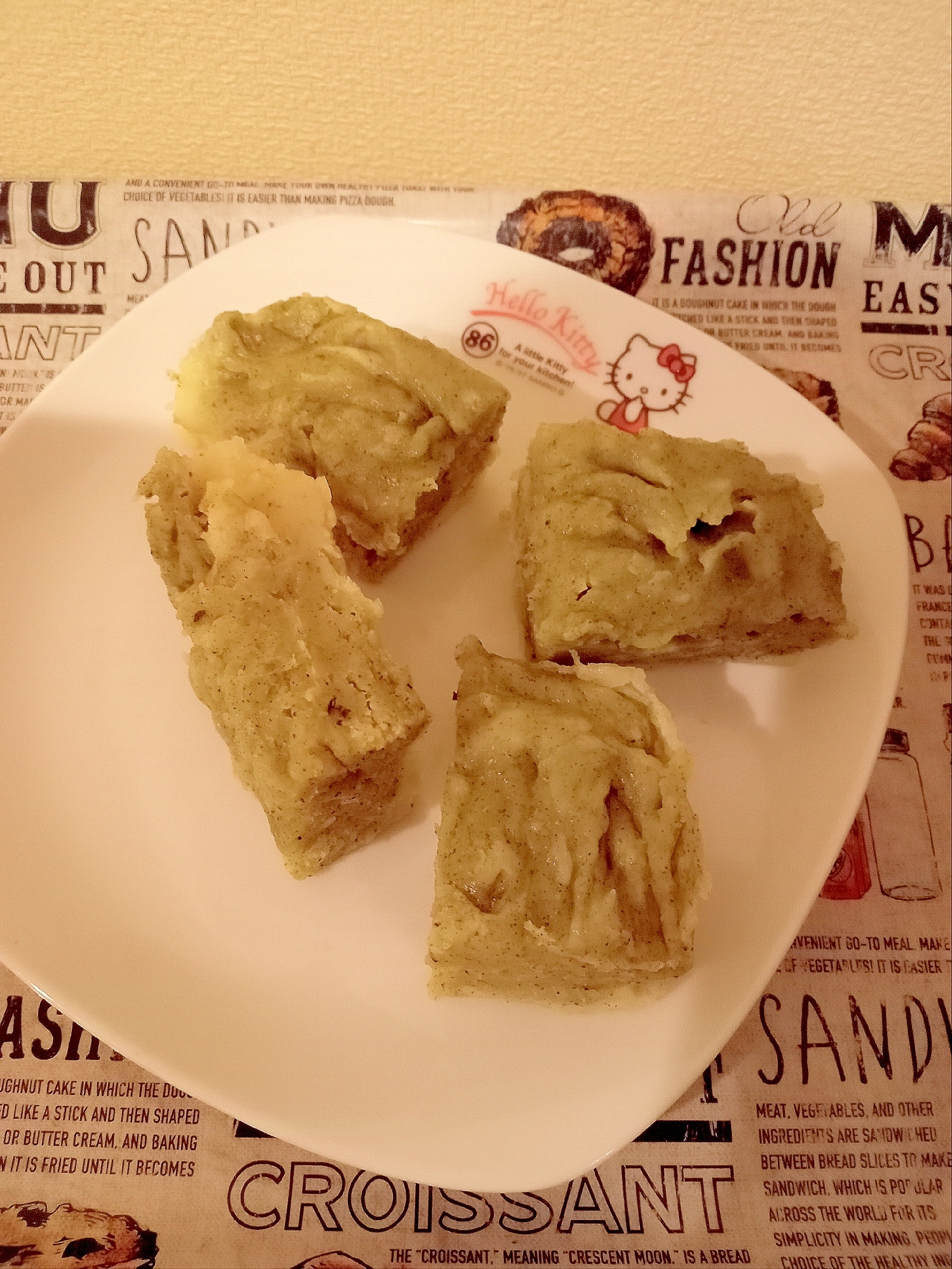 グルテンフリー！豆腐と米粉の緑茶マーブル蒸しパン