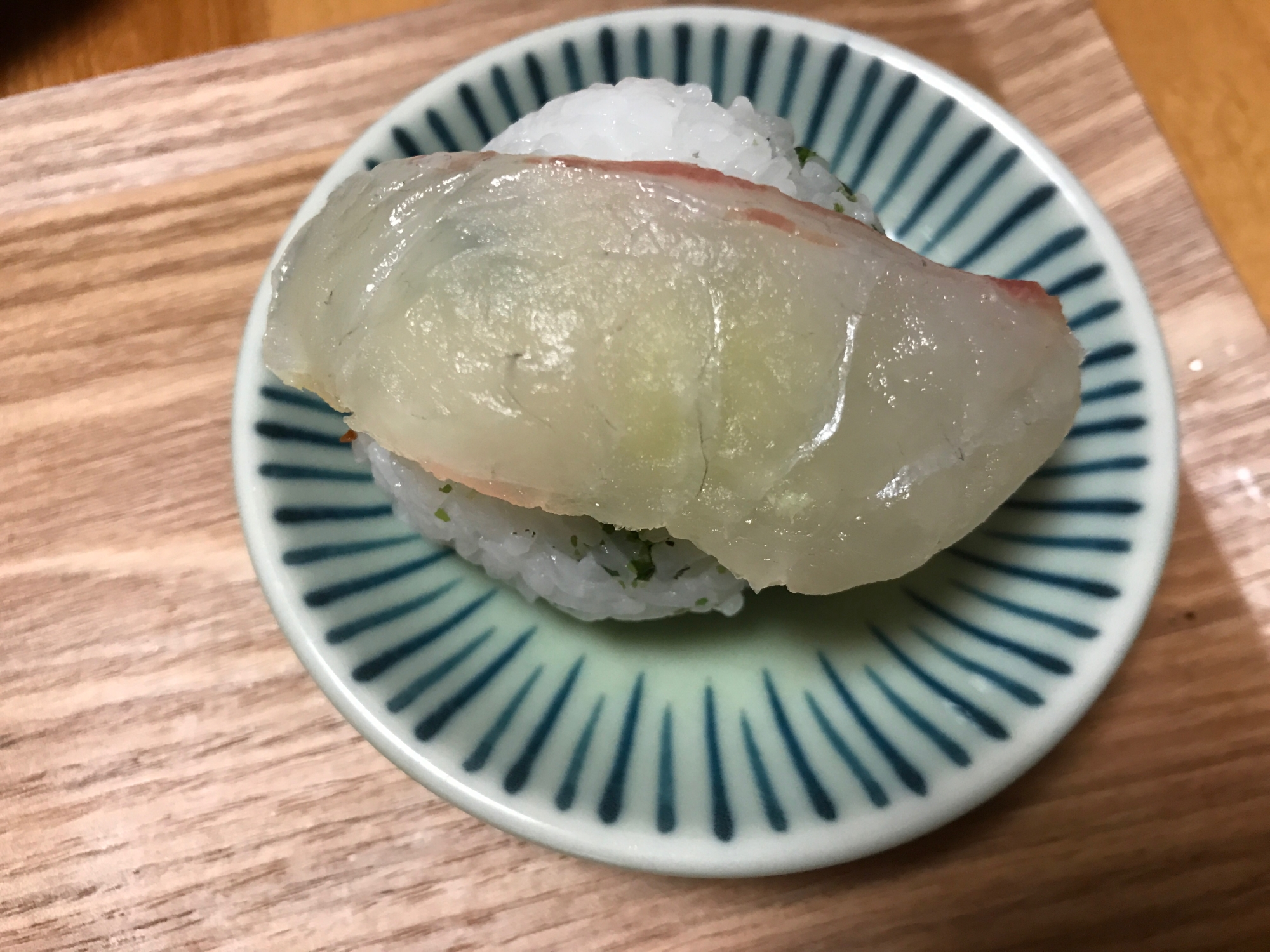 青海苔入り鯛の手毬寿司