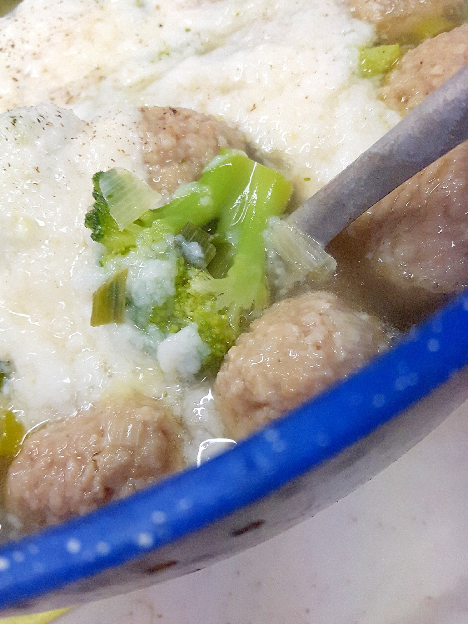 冷凍ミートボール ブロッコリーで とろろ鍋 レシピ 作り方 By Acchan66 楽天レシピ 冷凍ミートボール ブロッコリーで とろろ鍋 レシピ 作り方 By Acchan66 楽天レシピ