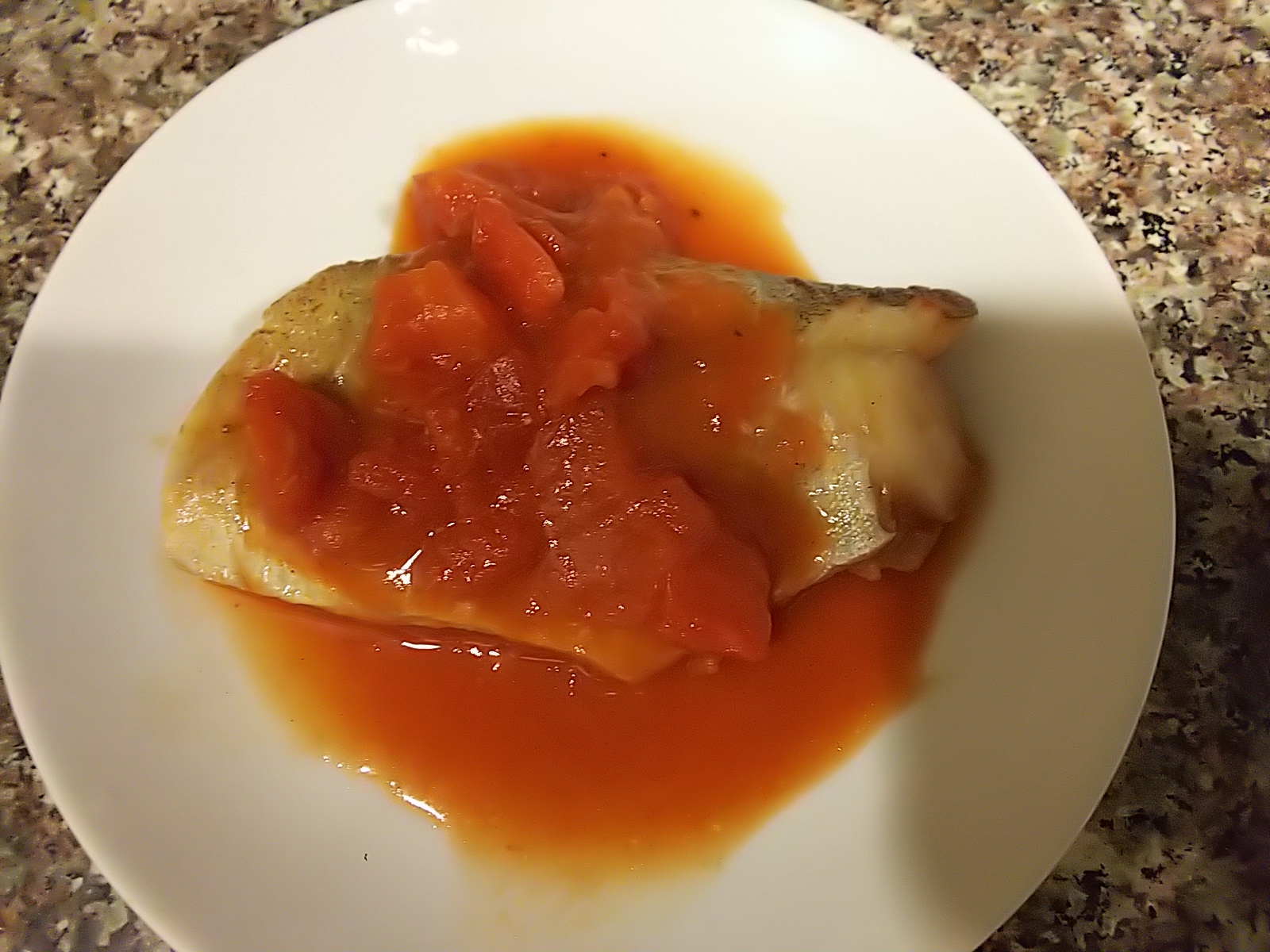 鱈の黒胡椒トマト煮