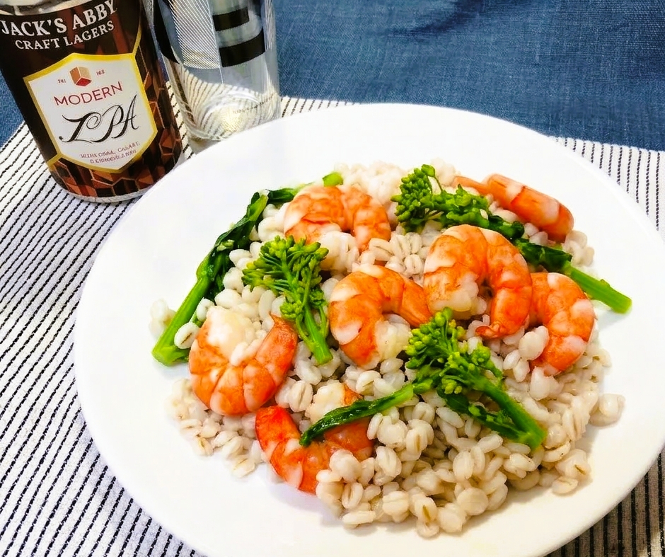白味噌＆すり胡麻が隠し味！菜の花と海老の押麦サラダ