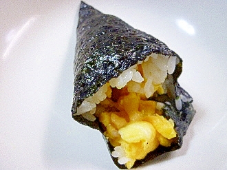 卵の手巻き寿司