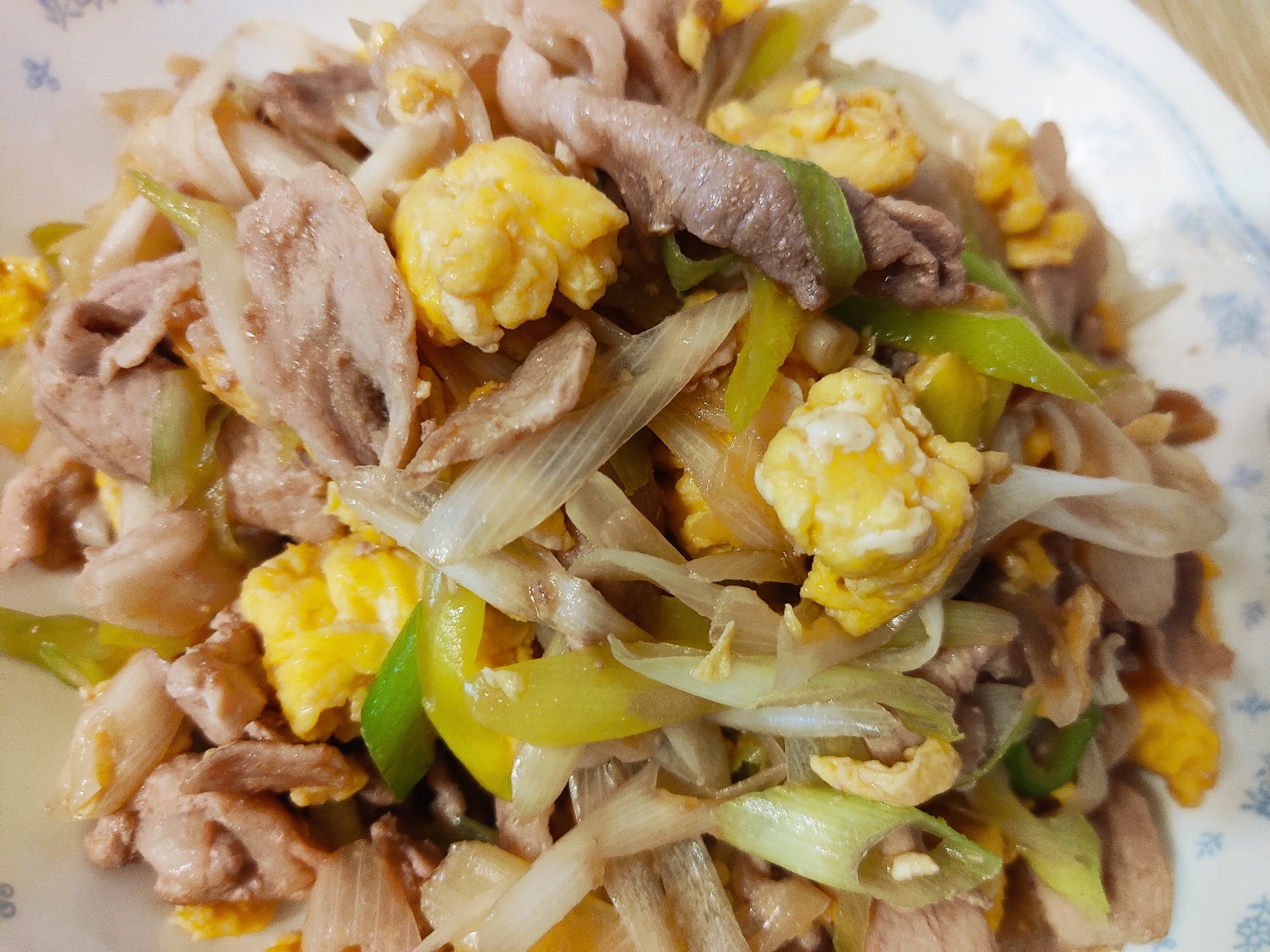 豚肉 と 卵