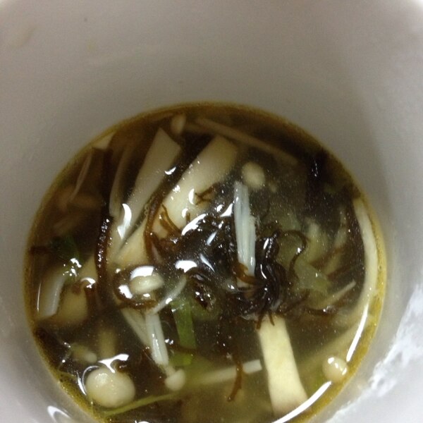 魚のあら汁でもずくのスープ レシピ 作り方 By あ3608 楽天レシピ 魚のあら汁でもずくのスープ レシピ 作り方 By あ3608 楽天レシピ