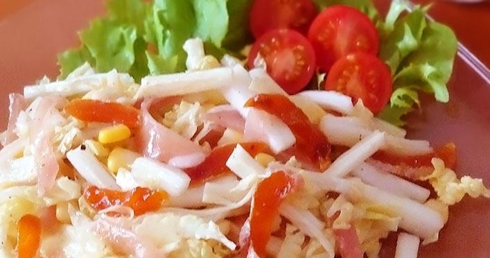 優秀レシピ（5）相性抜群！白菜と生ハムと干し柿のサラダ