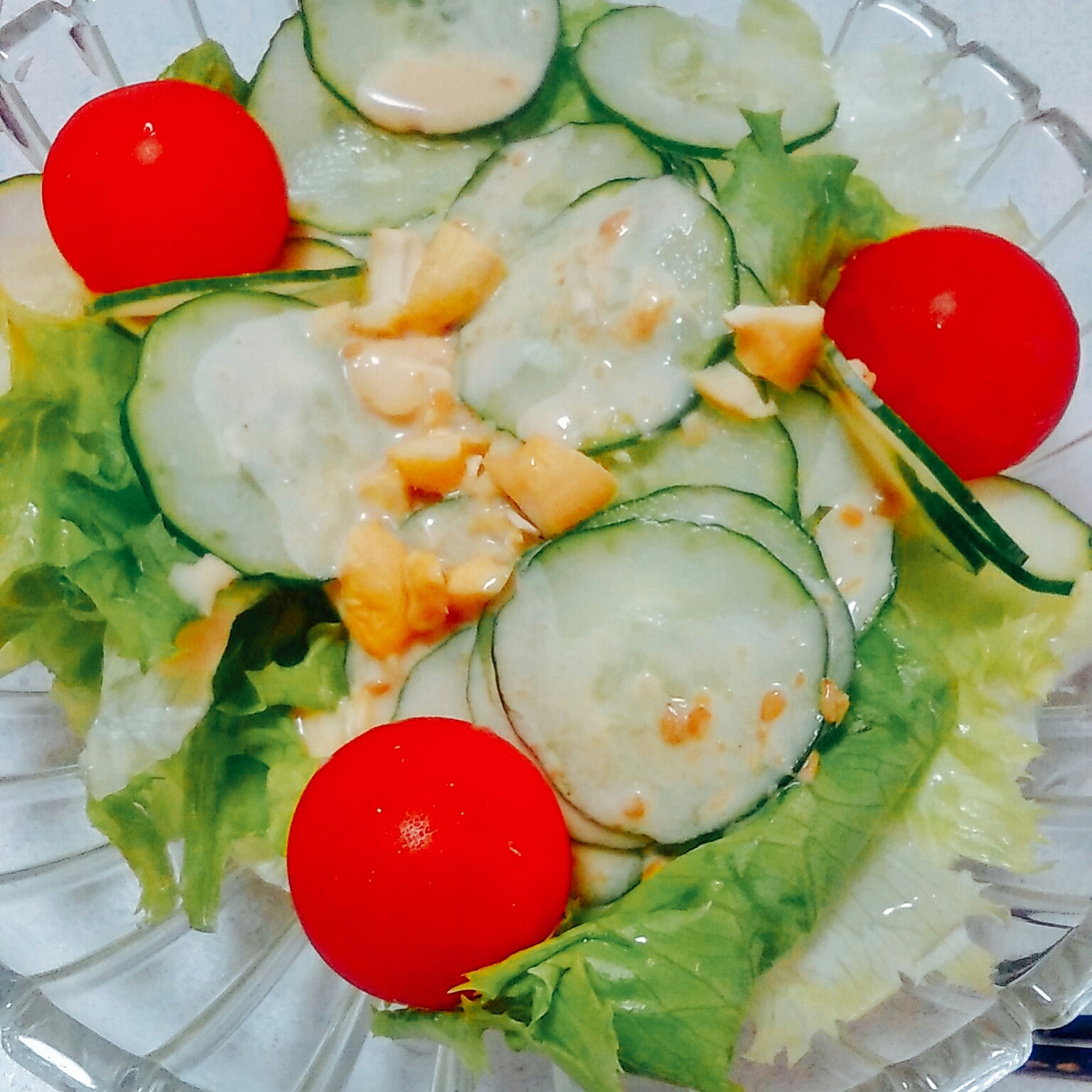 カシューナッツのレタスサラダ