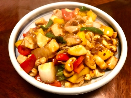 タイ風鶏肉のカシューナッツ炒め-簡単エスニック
