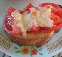 トマトは加熱すると、一層美味しくなりますね～♪
ごちそうさまでした～(*^ー^)ノ♪