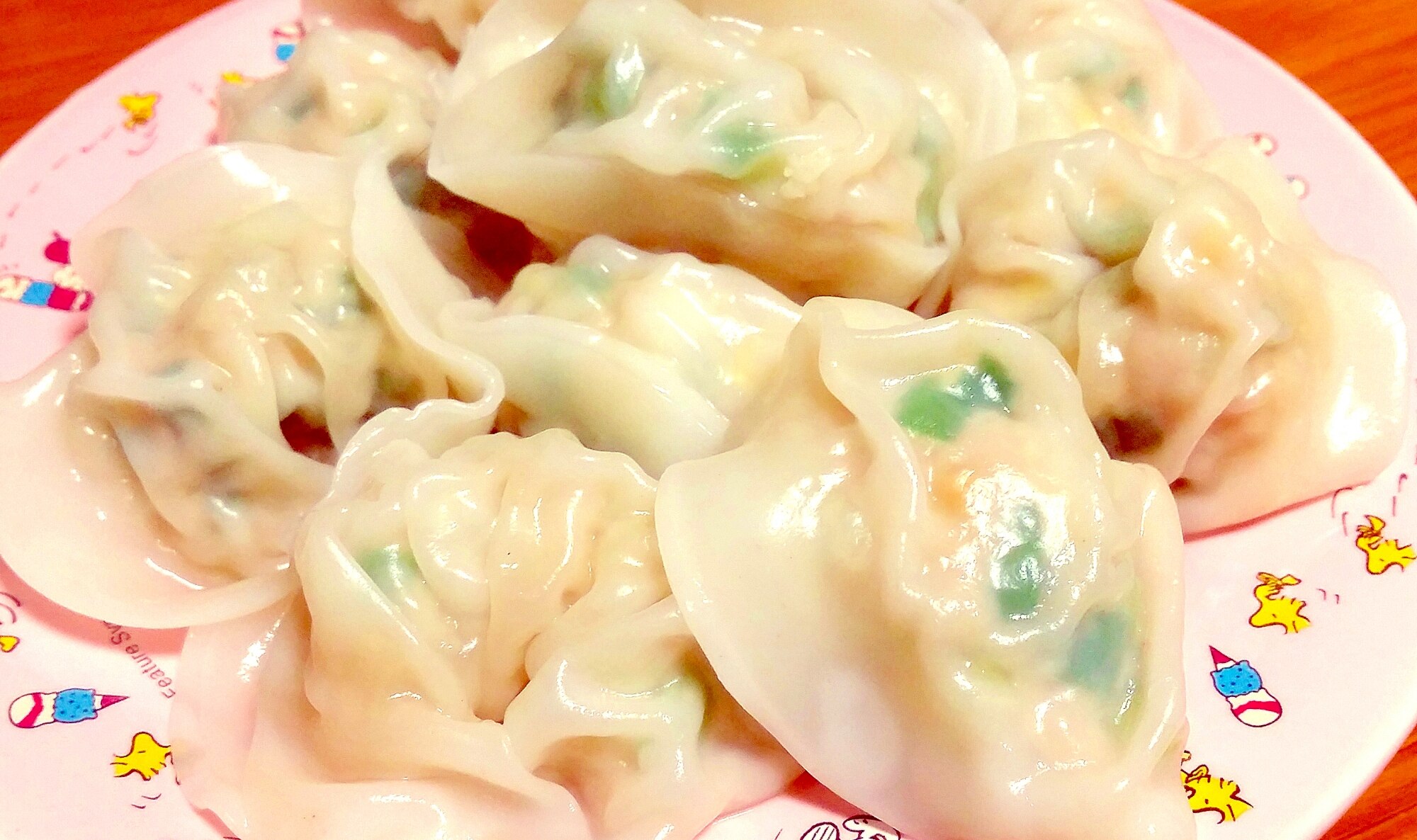 皮がプルプル 茹でて簡単餃子 レシピ 作り方 By Yomogimotir 楽天レシピ