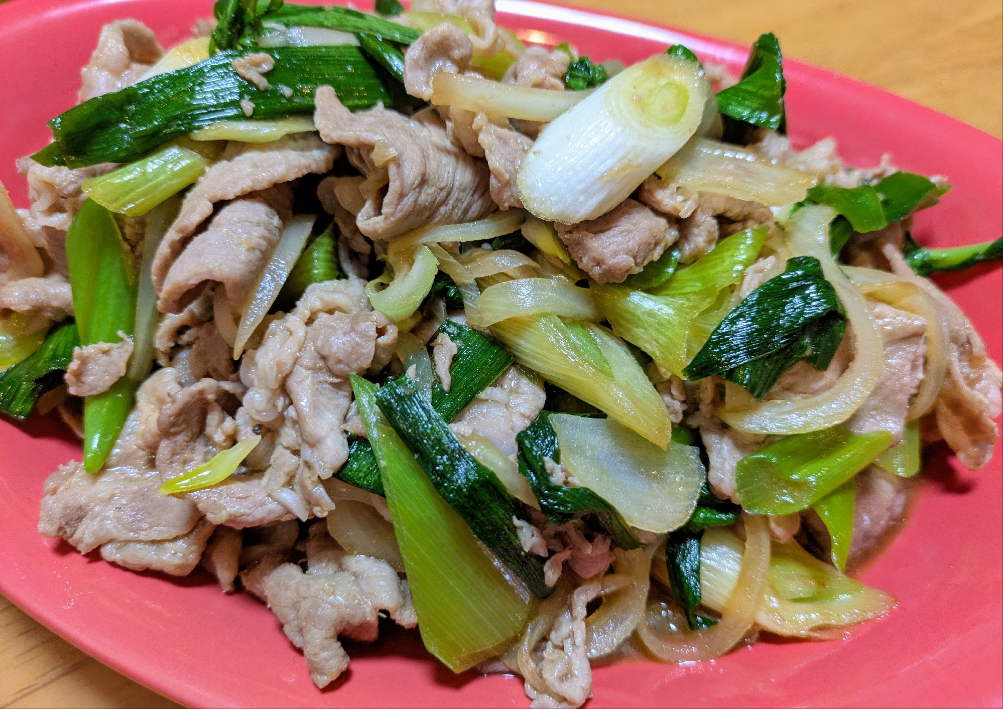 豚肉とにんにくの葉入りのオイスターソース炒め