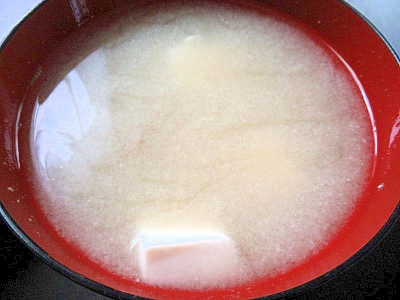 豆腐と舞茸のお味噌汁