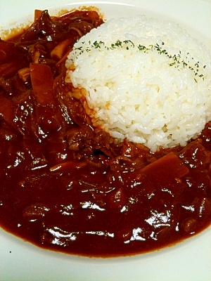 市販のハヤシライスの素でプロ風の味!