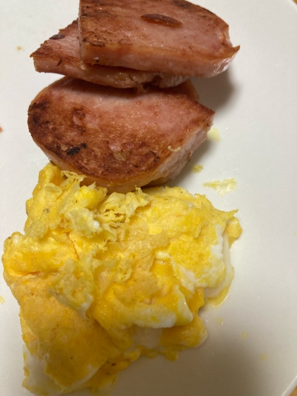 沖縄料理「ポークたまご」
