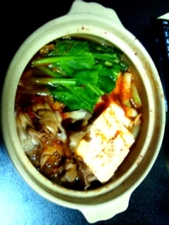 夏に暑苦しいですが(笑)
キムチ鍋食べました＼(^_^)／
美味しかったです！