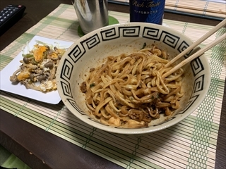 坦々焼きうどん