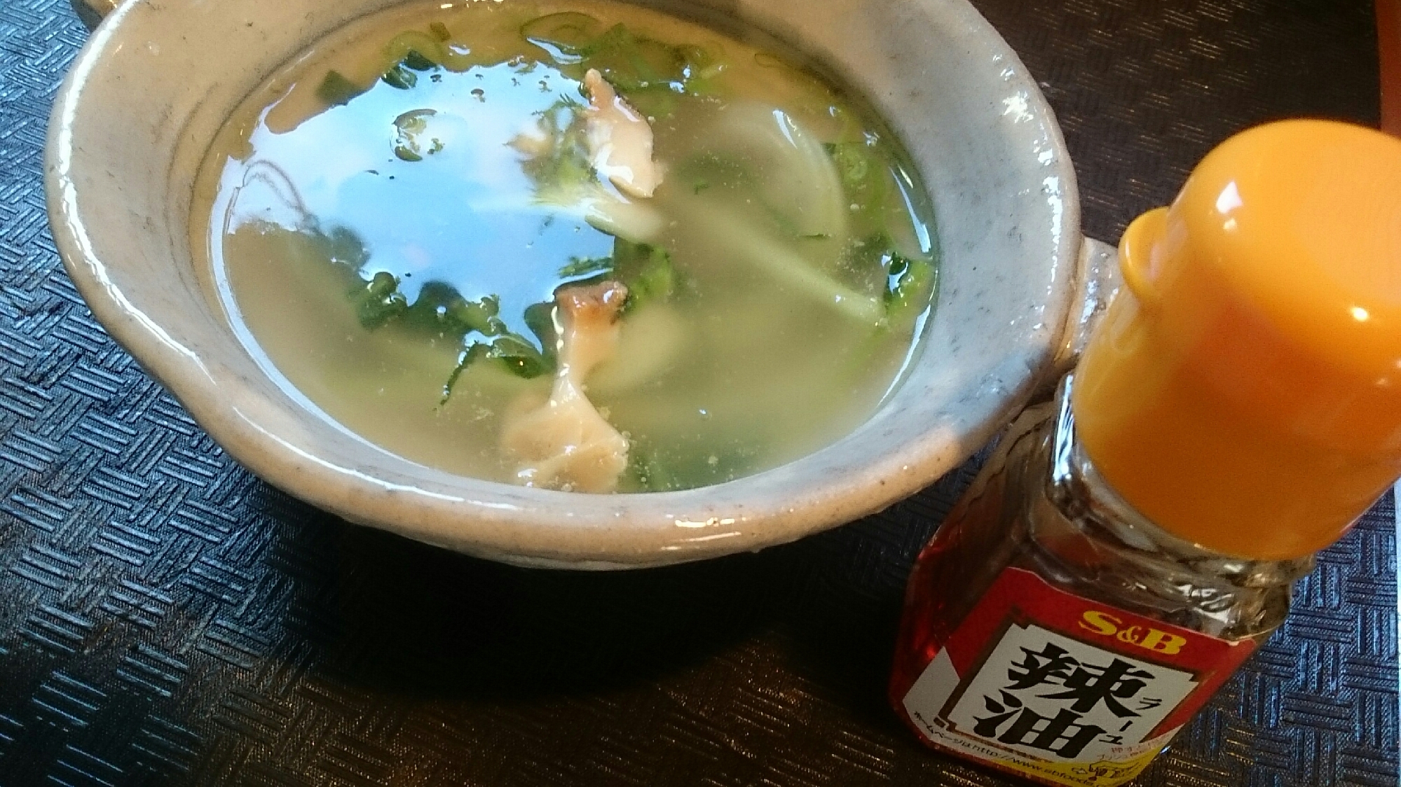 ケツブ貝と野菜の中華スープ